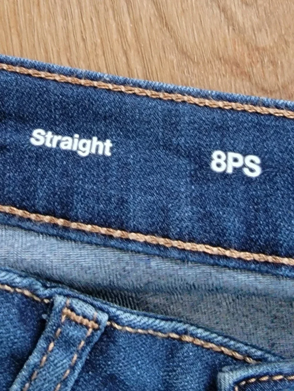 Sonoma Straight Women's size 8PS Dark Wash Jeans